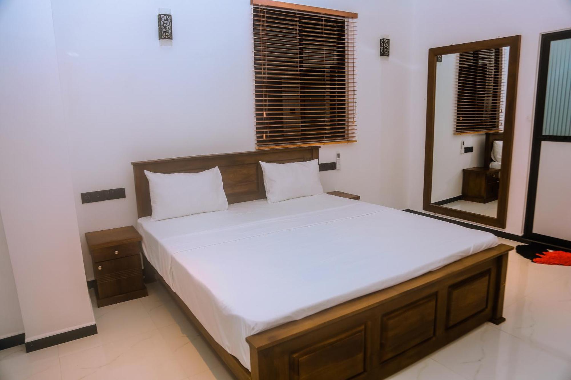Mirissa Breeze Hotel Екстериор снимка