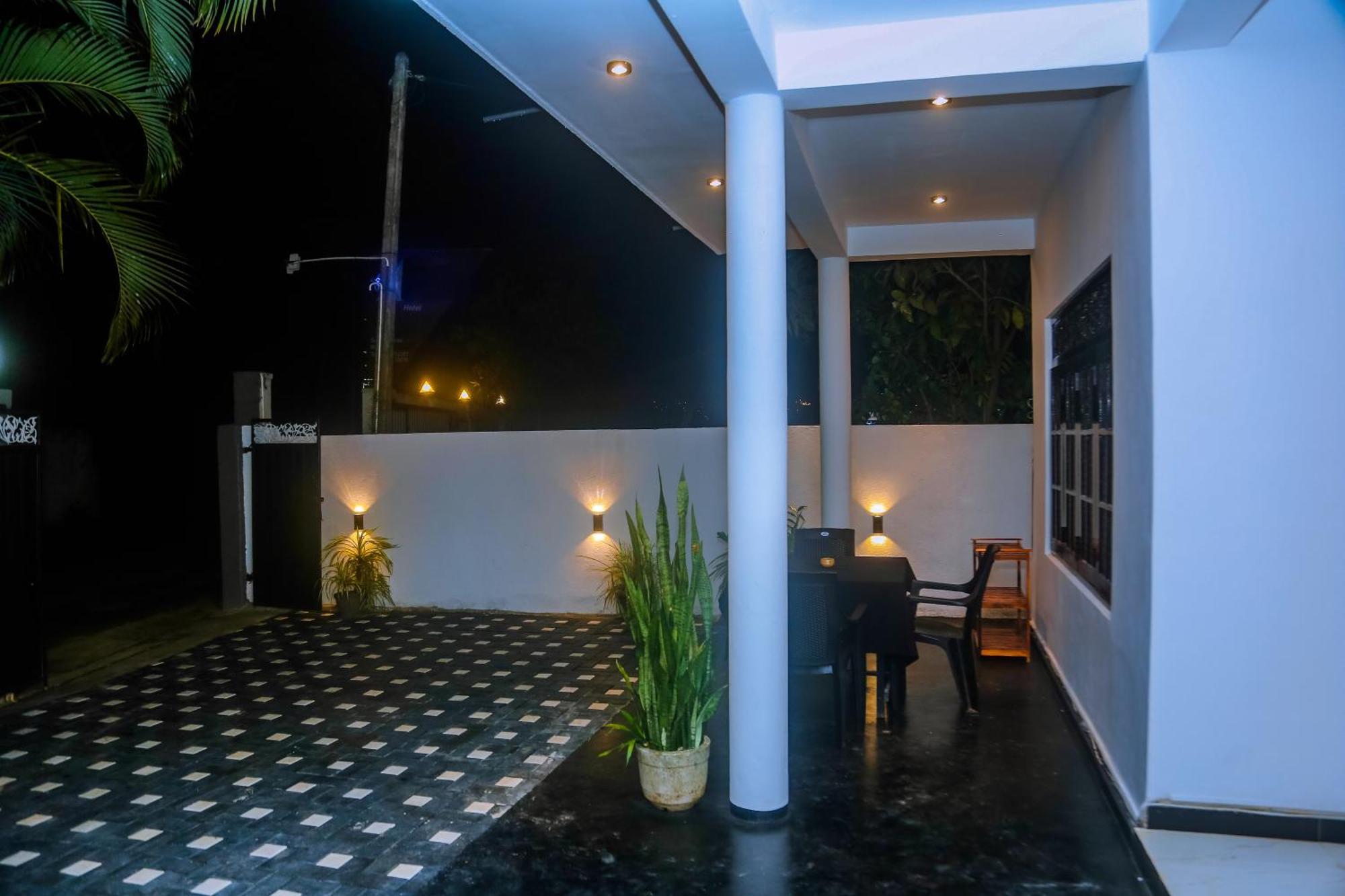Mirissa Breeze Hotel Екстериор снимка