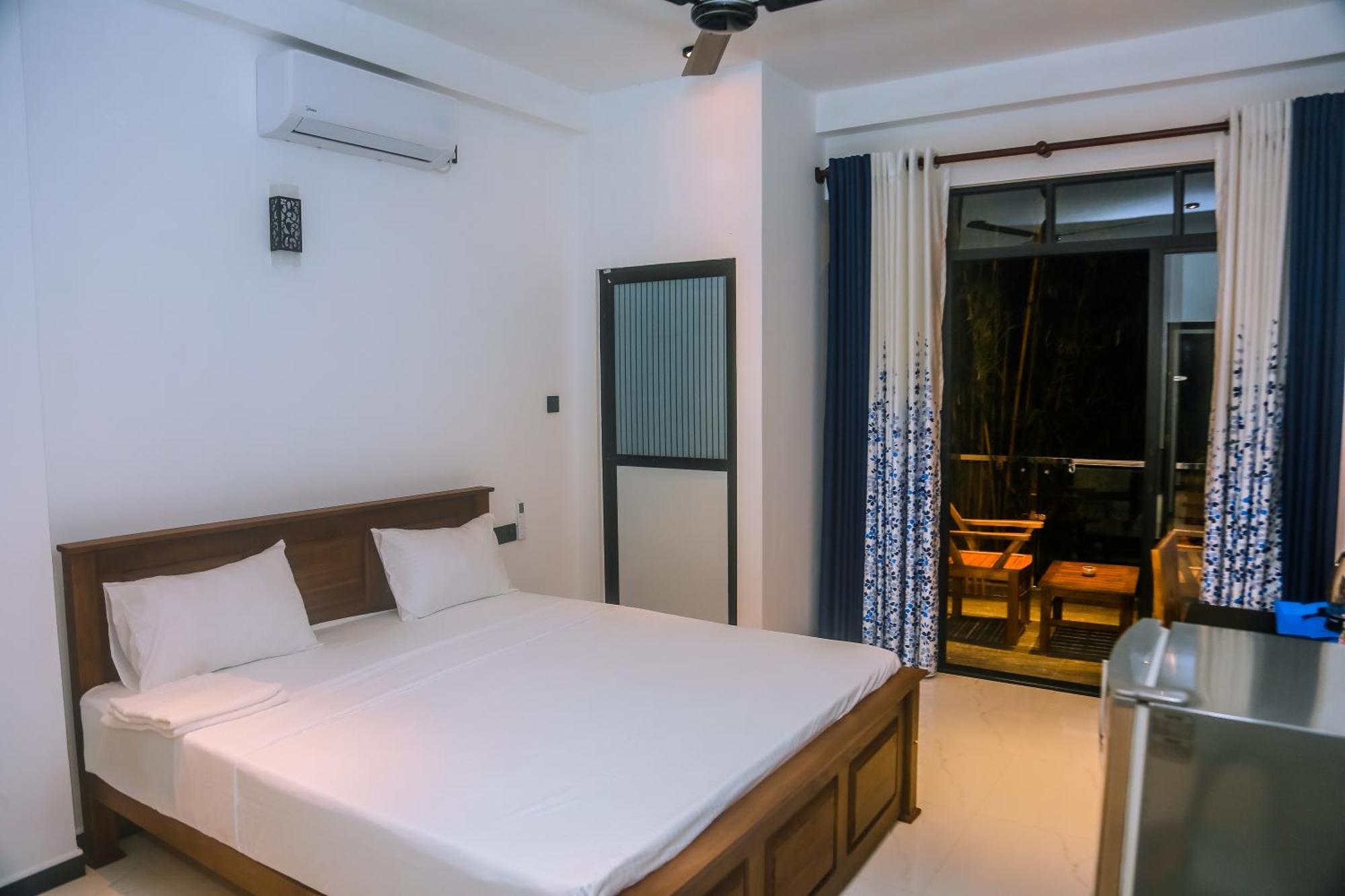 Mirissa Breeze Hotel Екстериор снимка