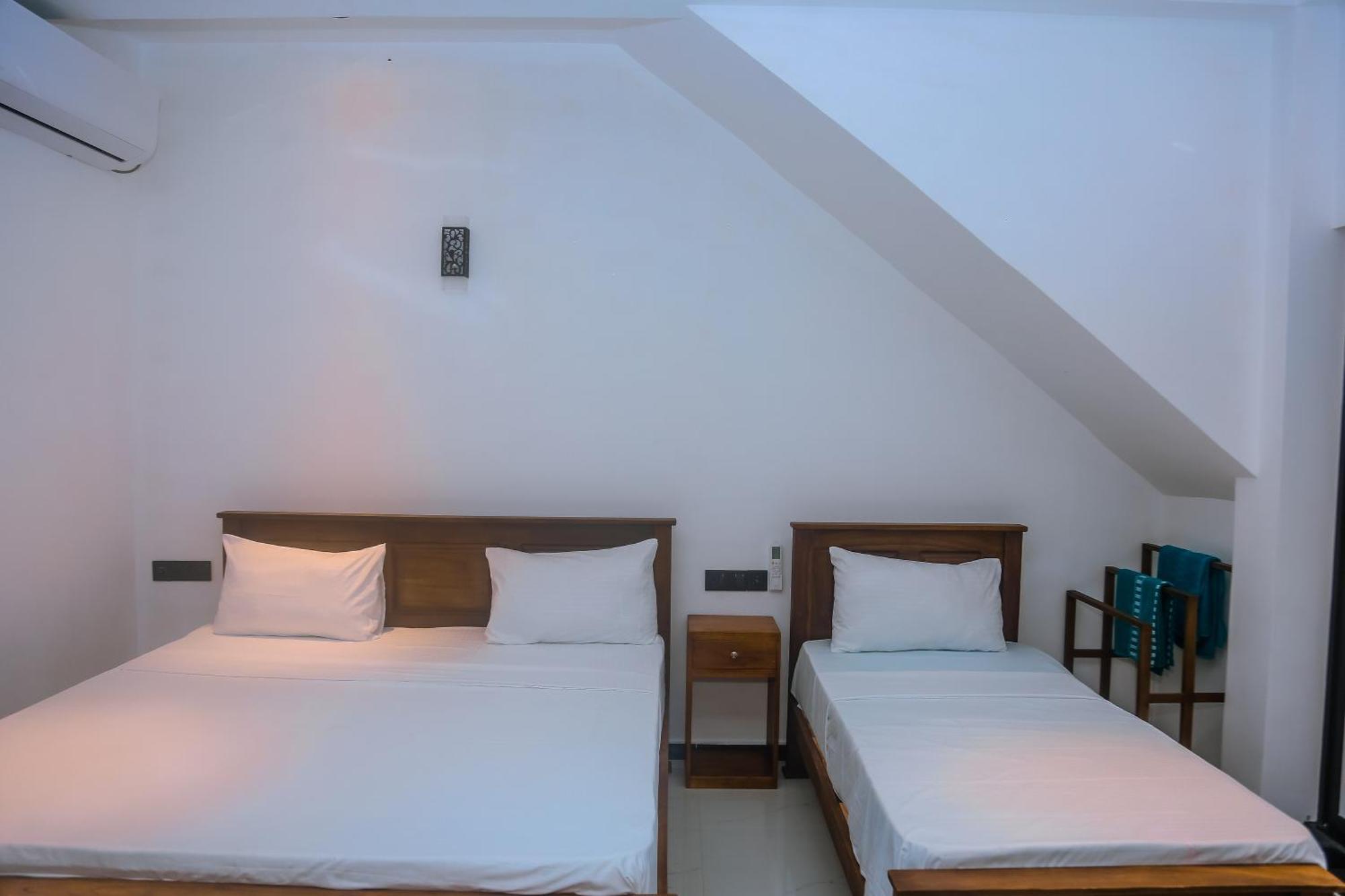 Mirissa Breeze Hotel Екстериор снимка