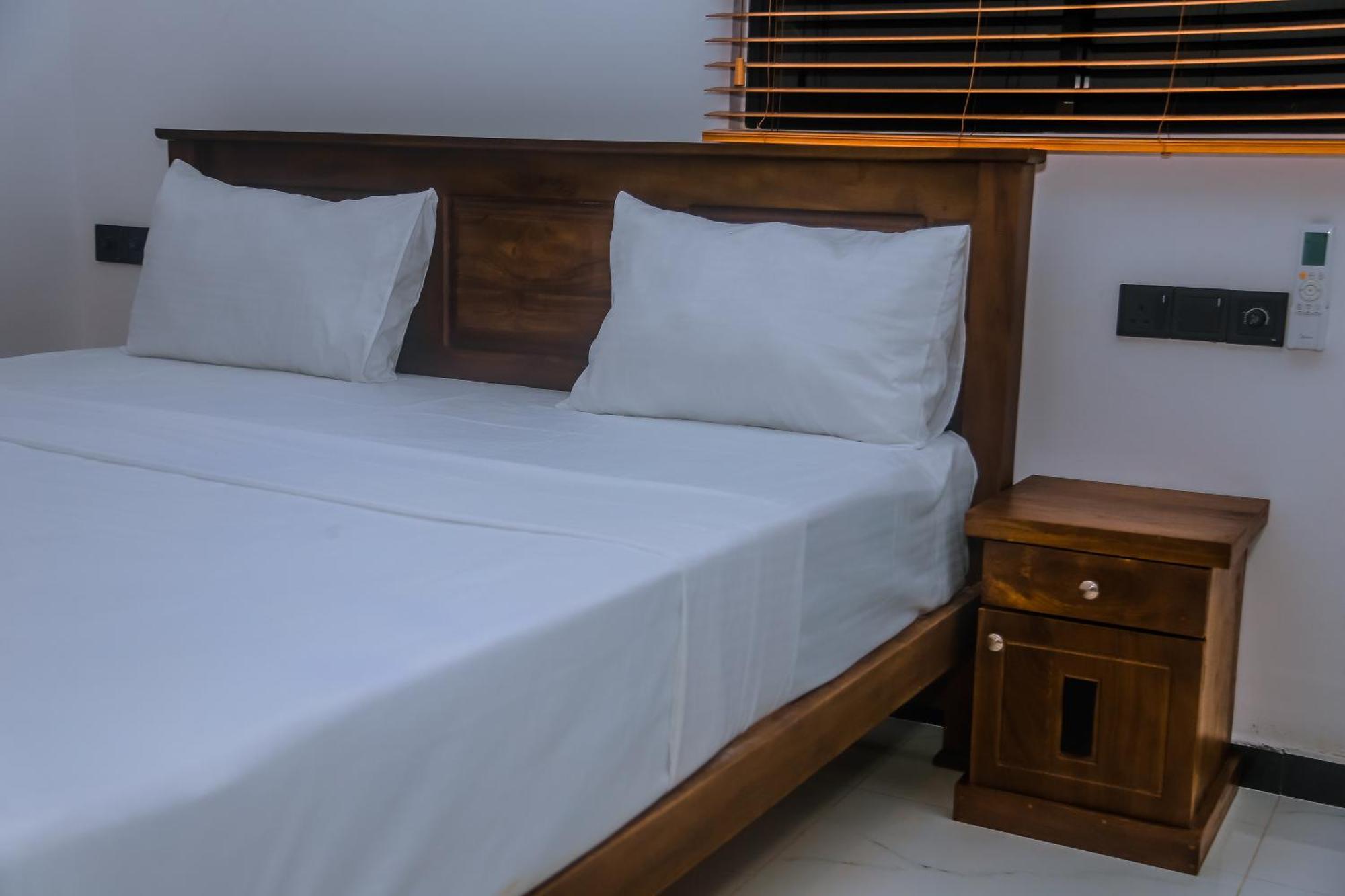 Mirissa Breeze Hotel Екстериор снимка