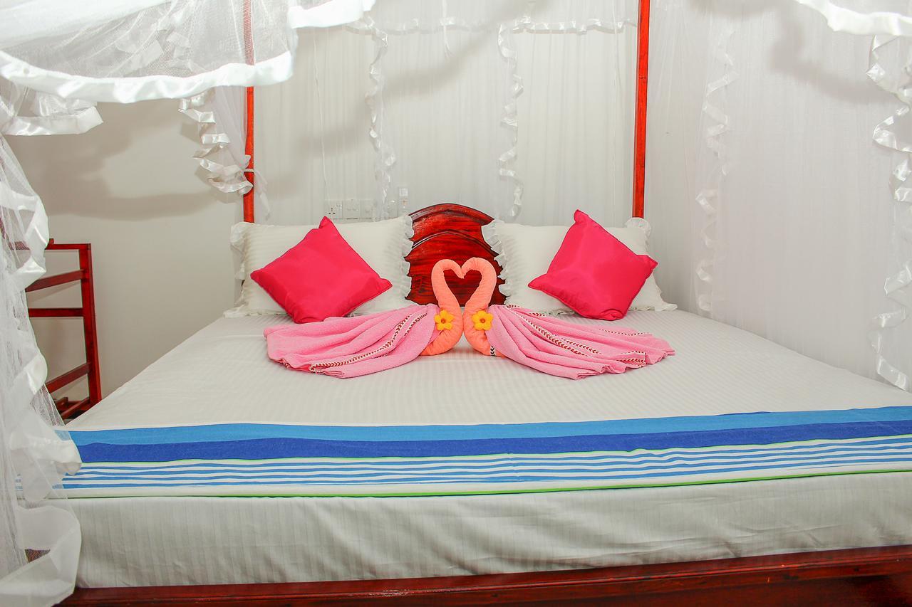 Mirissa Breeze Hotel Екстериор снимка