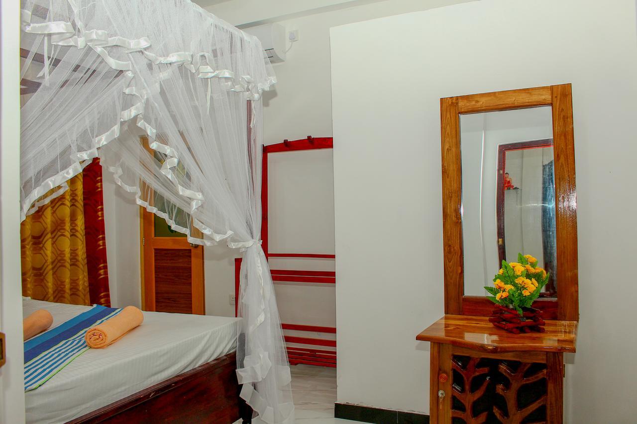 Mirissa Breeze Hotel Екстериор снимка